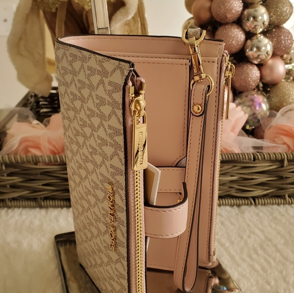 New 🎀 MICHAEL KORS Purse Set Tote LG Vanilla & pink - Picture 12 of 15